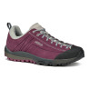 Lightweight women's trail shoes made of leather, in which you can escape from the worries of everyday life. They are waterproof, save your joints and are reliable.